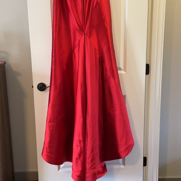 Rafael Cennamo gown - Picture 5 of 7